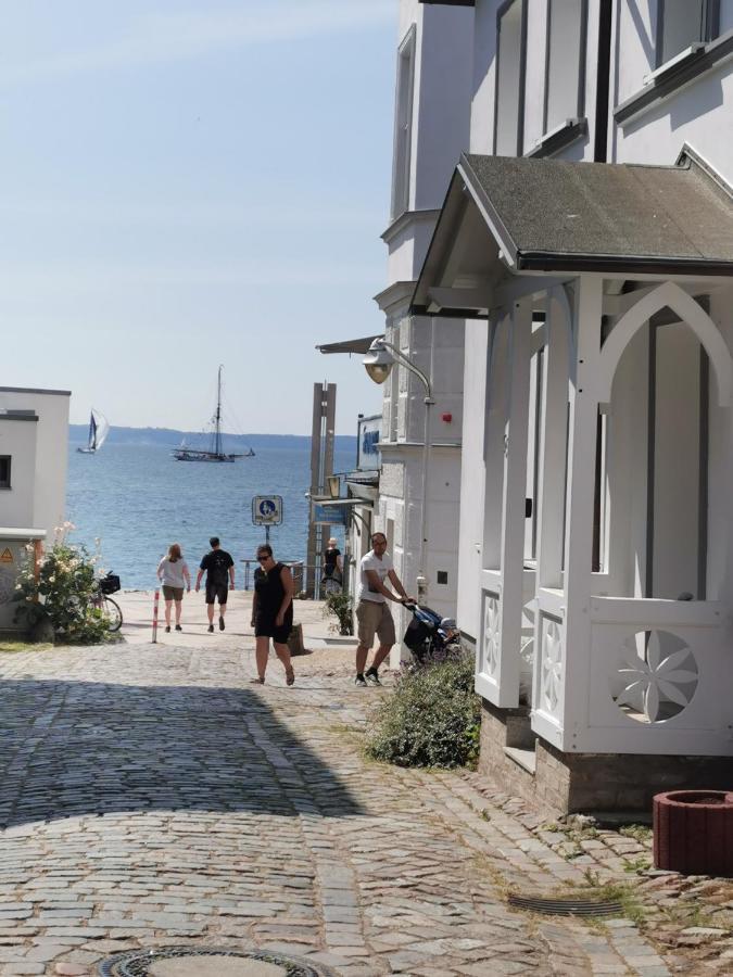 Homelig Altstadt Ferienwohnung Sassnitz 3 ภายนอก รูปภาพ